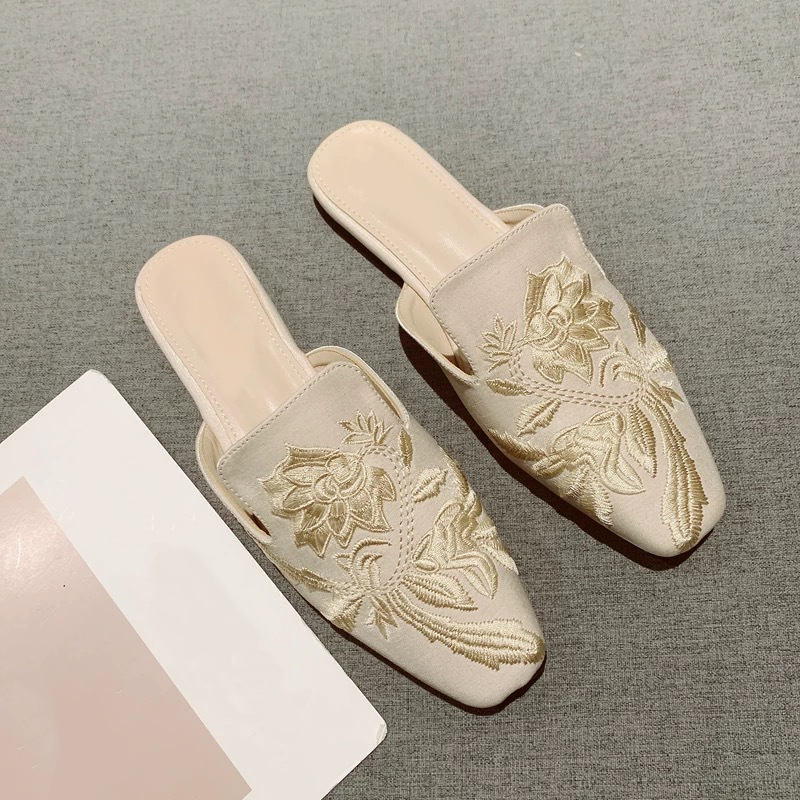 Новые женские туфли 2026 года: – обзор и цена Embroidery Design