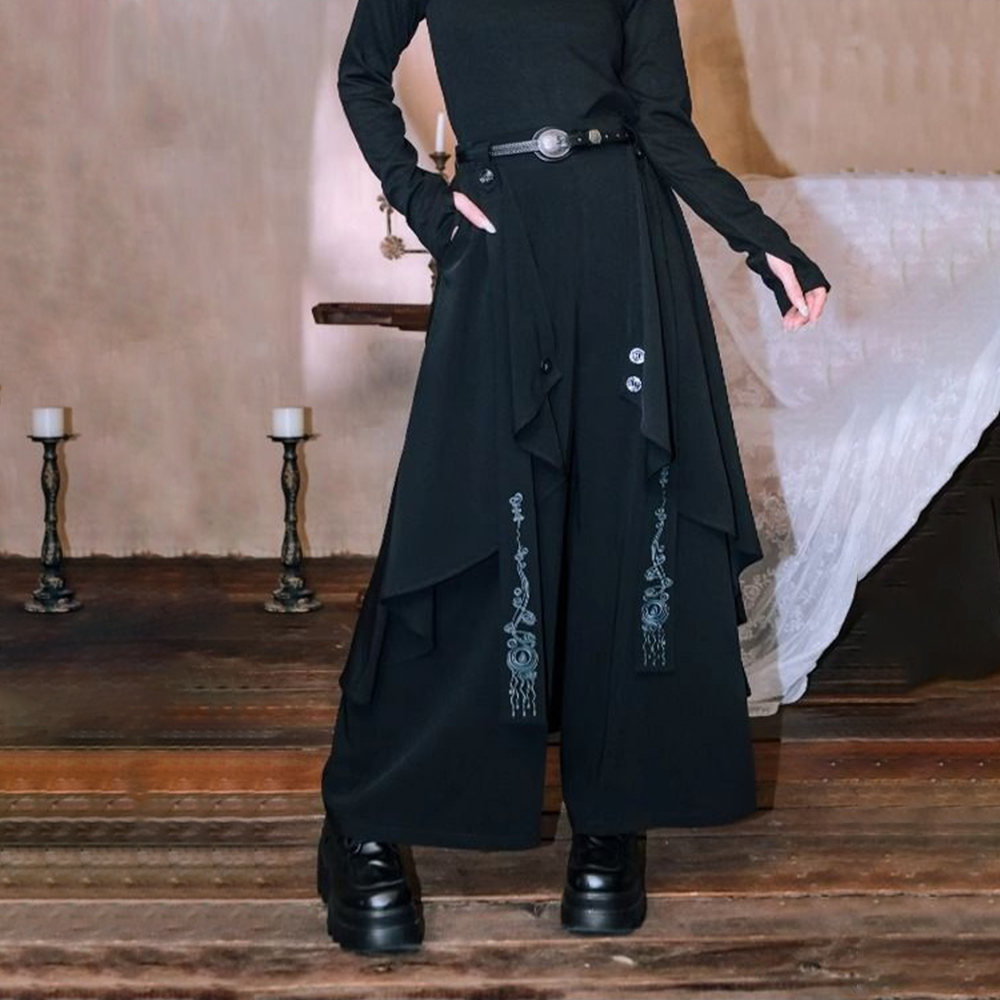 Темно-готическая многослойная  – обзор и цена Embroidery Gothic
