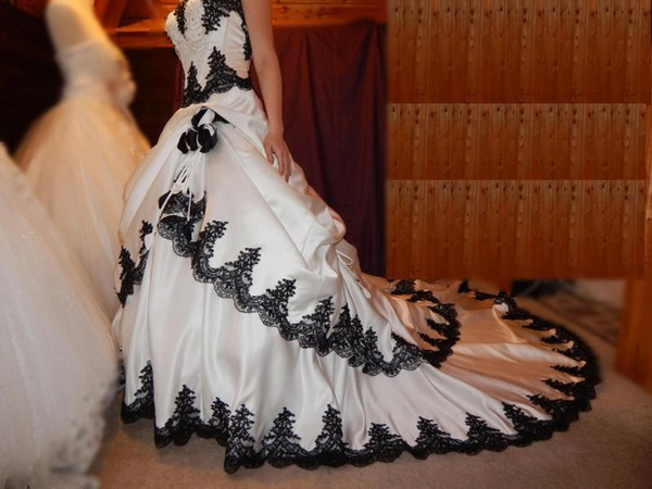 Винтажное свадебное платье в г – обзор и цена Embroidery Gothic