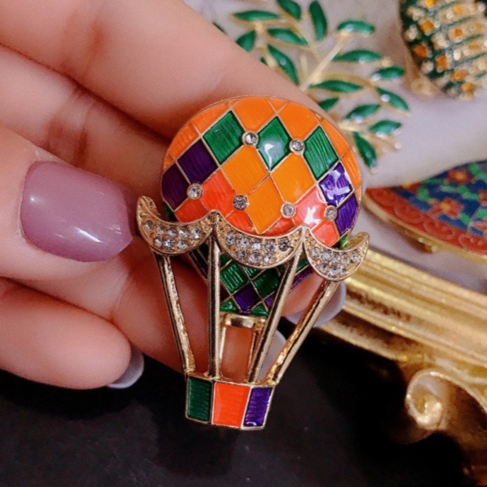Роскошная брошь в стиле барокк – обзор и цена Embroidery Bali